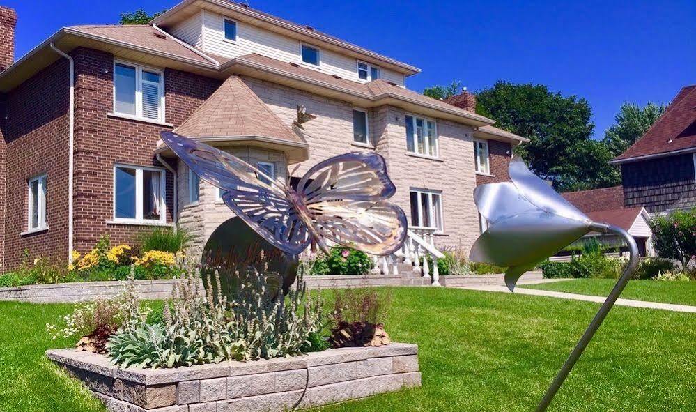 Butterfly Manor Bed and Breakfast Niagarawatervallen Buitenkant foto